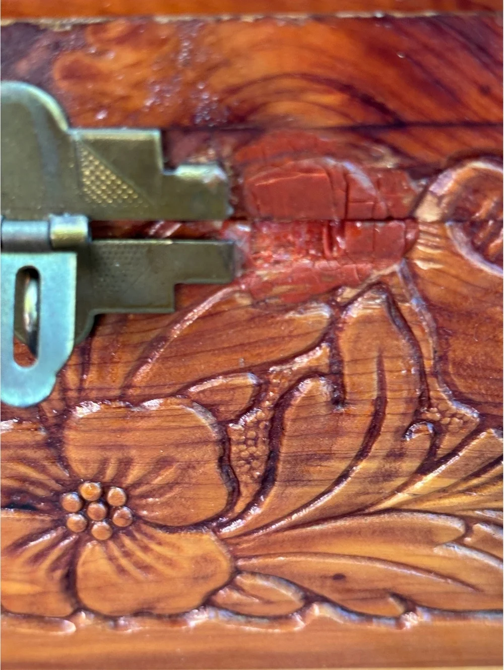 Vintage Carved Wood Jewelry Box, Cottage Scene Print, Footed with Brass Clasp